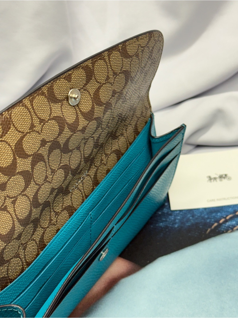 (new+card) COACH Leather Sig Teal Blue/Green Leather Continental Flap Wallet - Picture 4 of 8